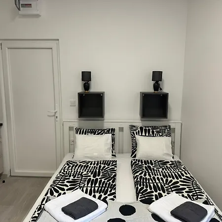 Διαμέρισμα Mano Ii *