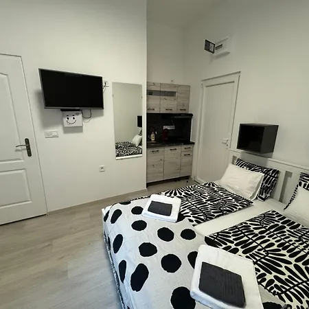 Mano Ii * Βουδαπέστη